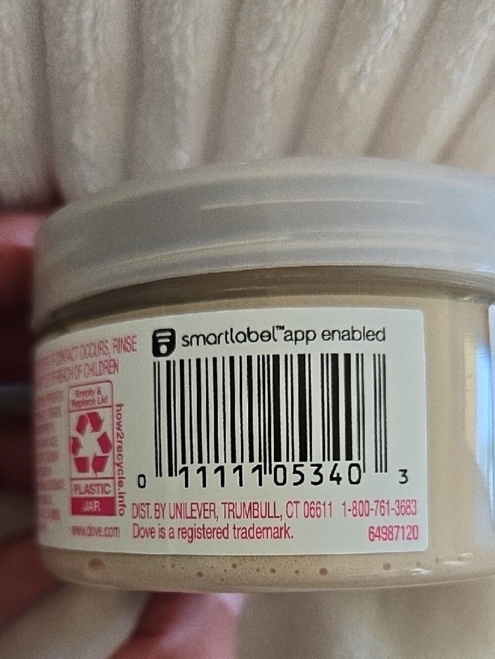 Dove Sugar Cookie Sprinkle Body Scrub — Limited Edition. - Picture 4 of 4